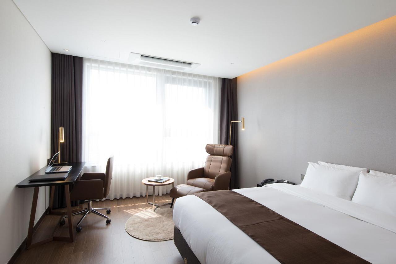 מלון Ramada By Wyndham דאג'און מראה חיצוני תמונה