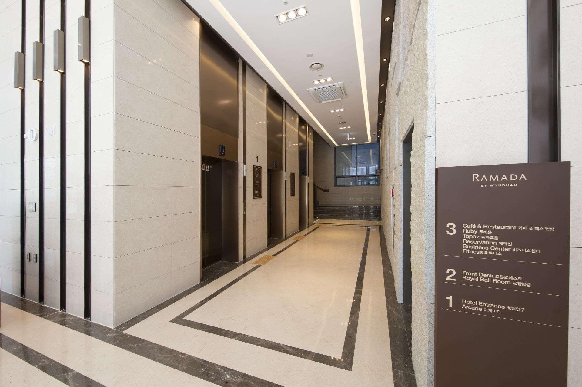 מלון Ramada By Wyndham דאג'און מראה חיצוני תמונה