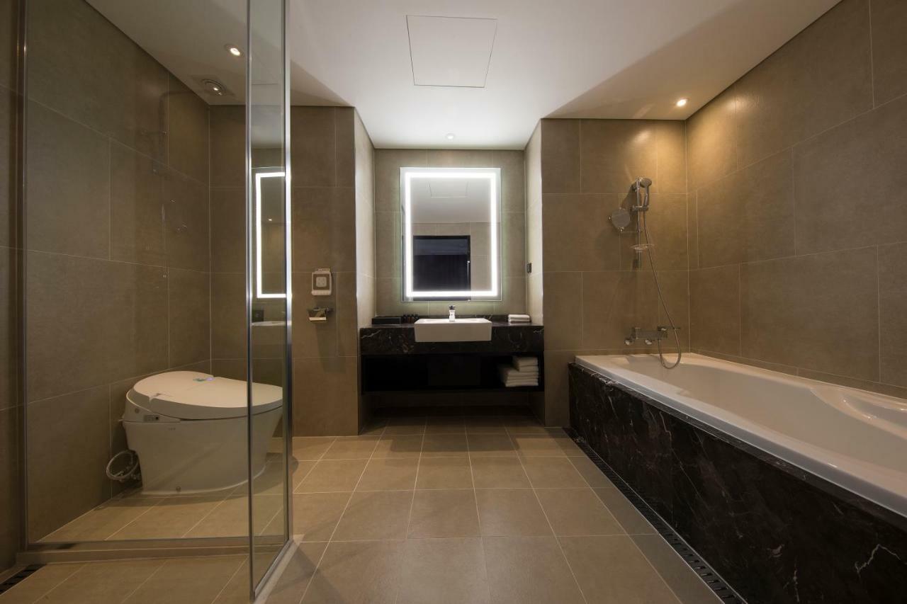 מלון Ramada By Wyndham דאג'און מראה חיצוני תמונה